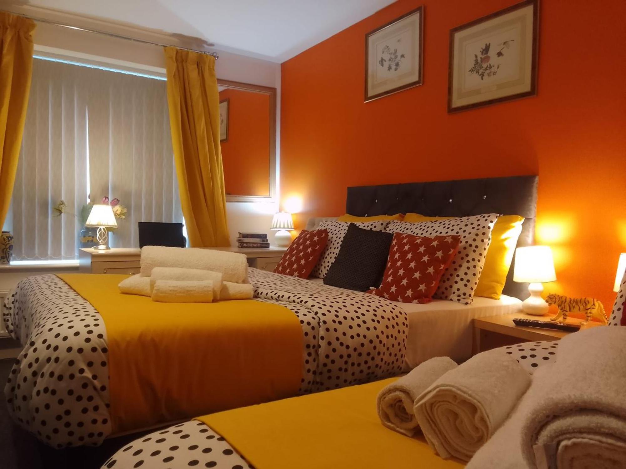 Cosy Stay In Walsall By Ideal Home Bloxwich Luaran gambar