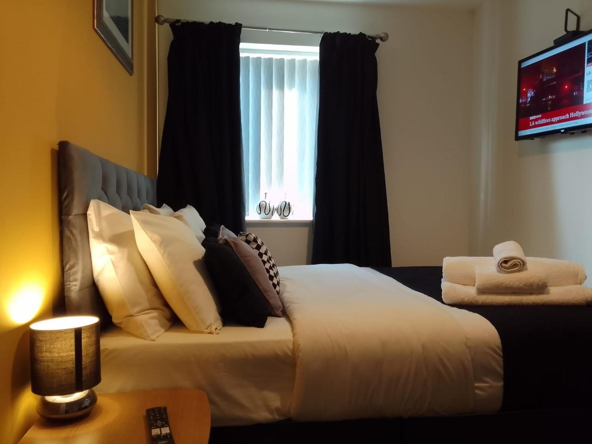 Cosy Stay In Walsall By Ideal Home Bloxwich Luaran gambar