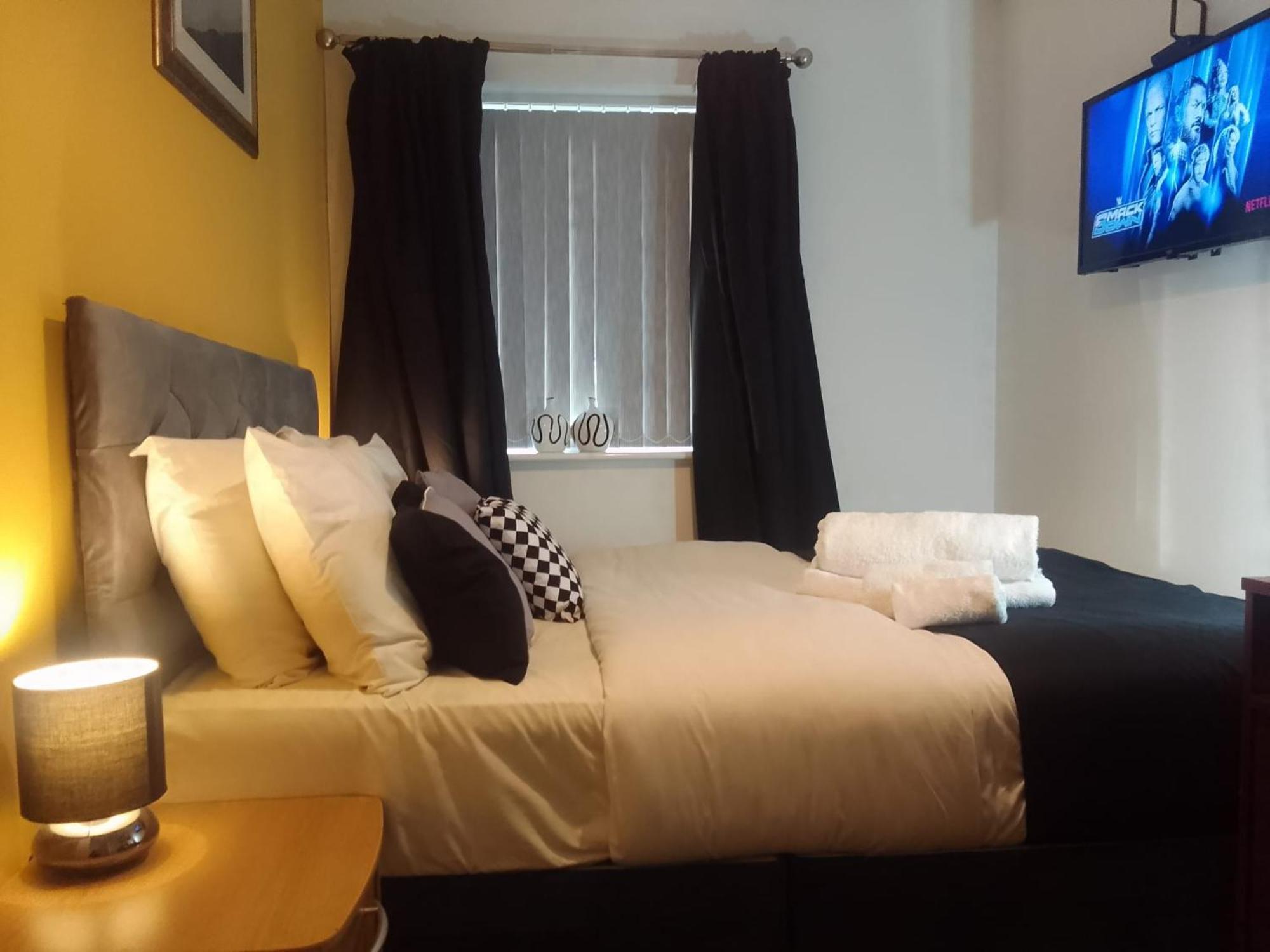 Cosy Stay In Walsall By Ideal Home Bloxwich Luaran gambar